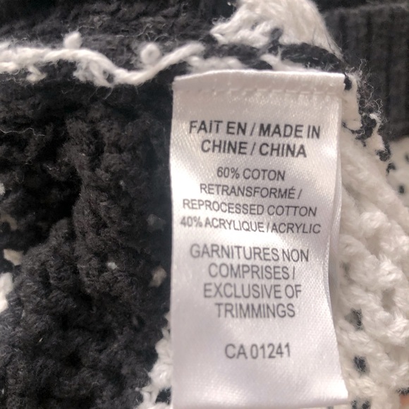 Black and white openwork cropped sweater with buttons and collar, size M - Picture 5 of 6